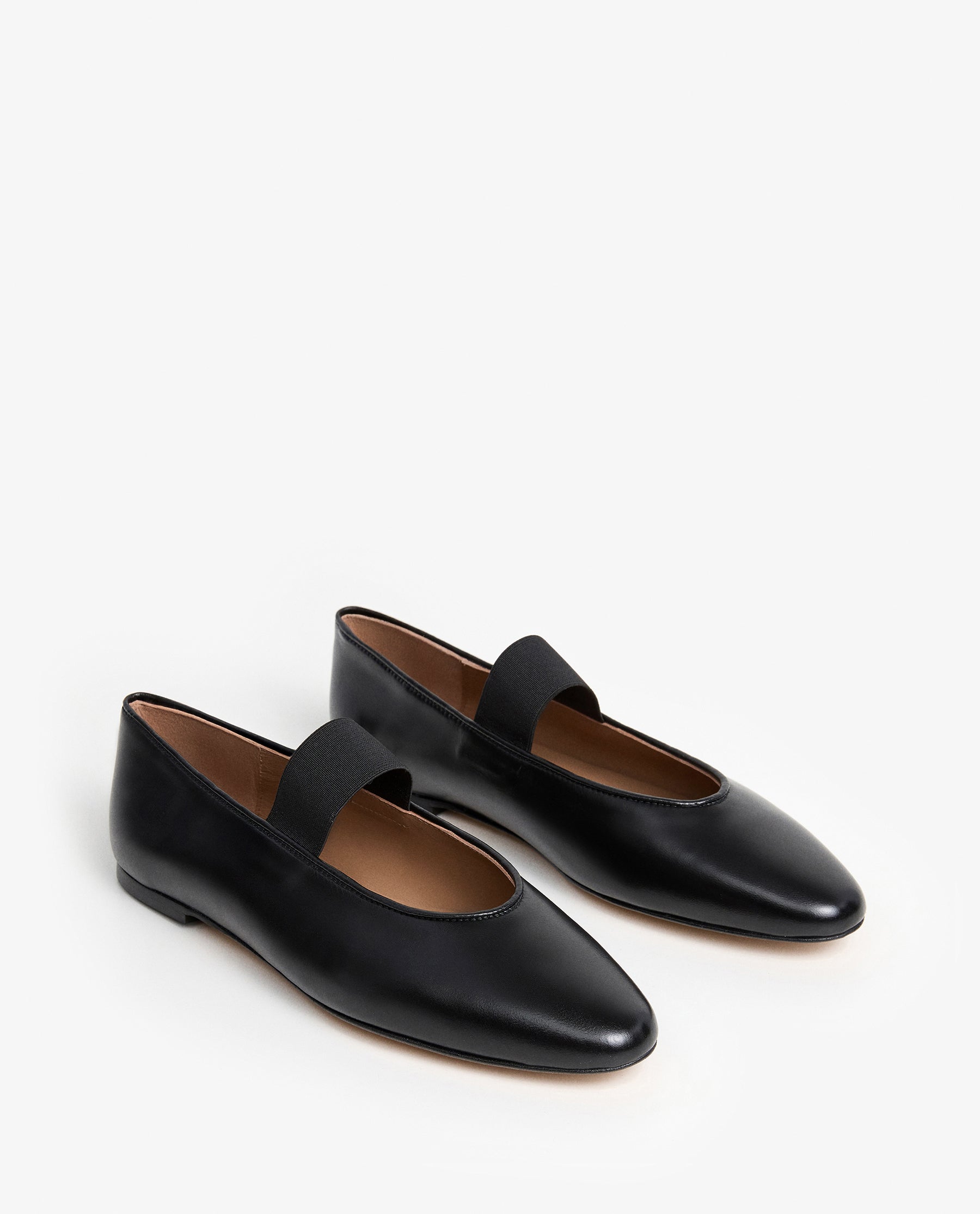 Bree Leather Black