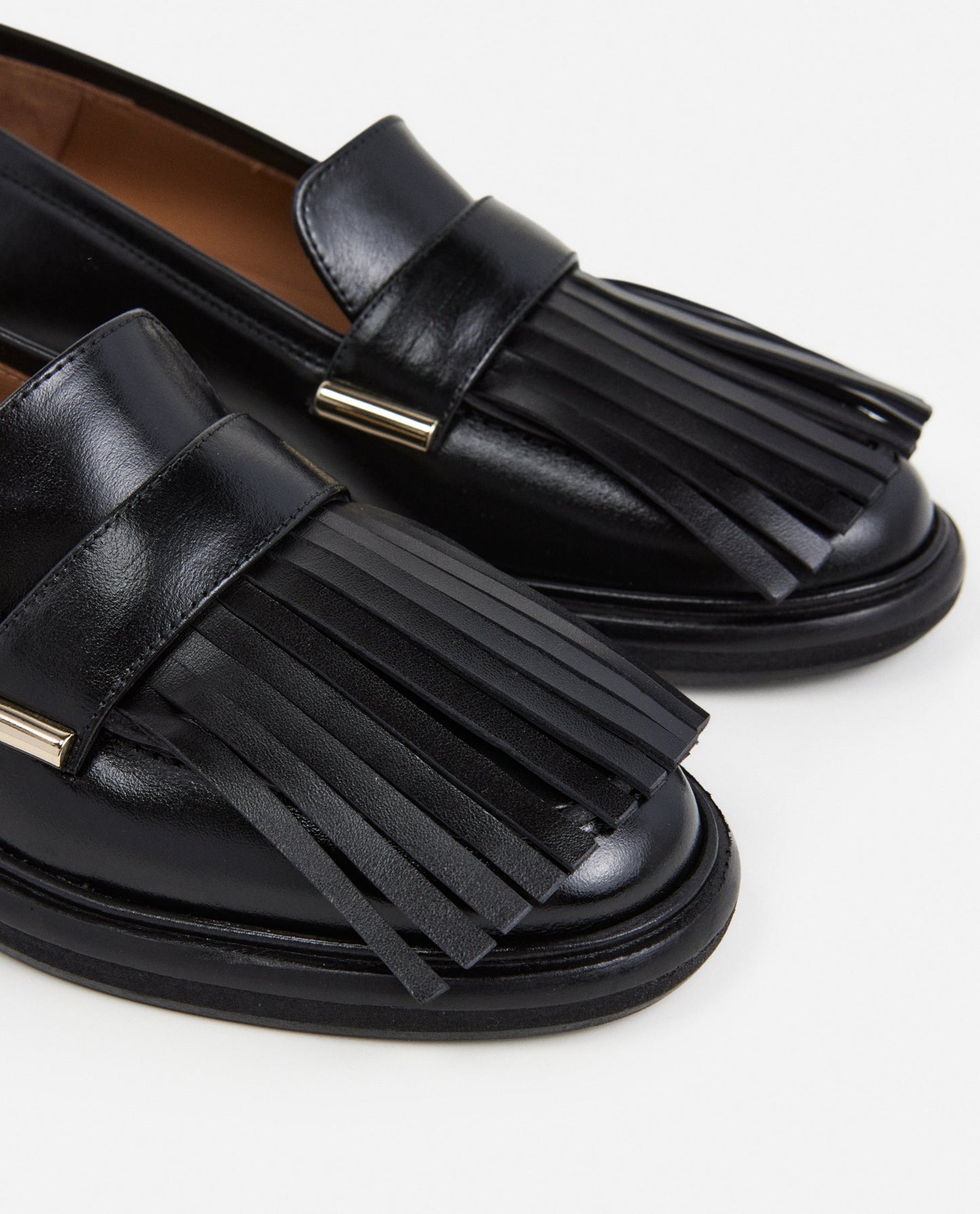 Carter Leather Black