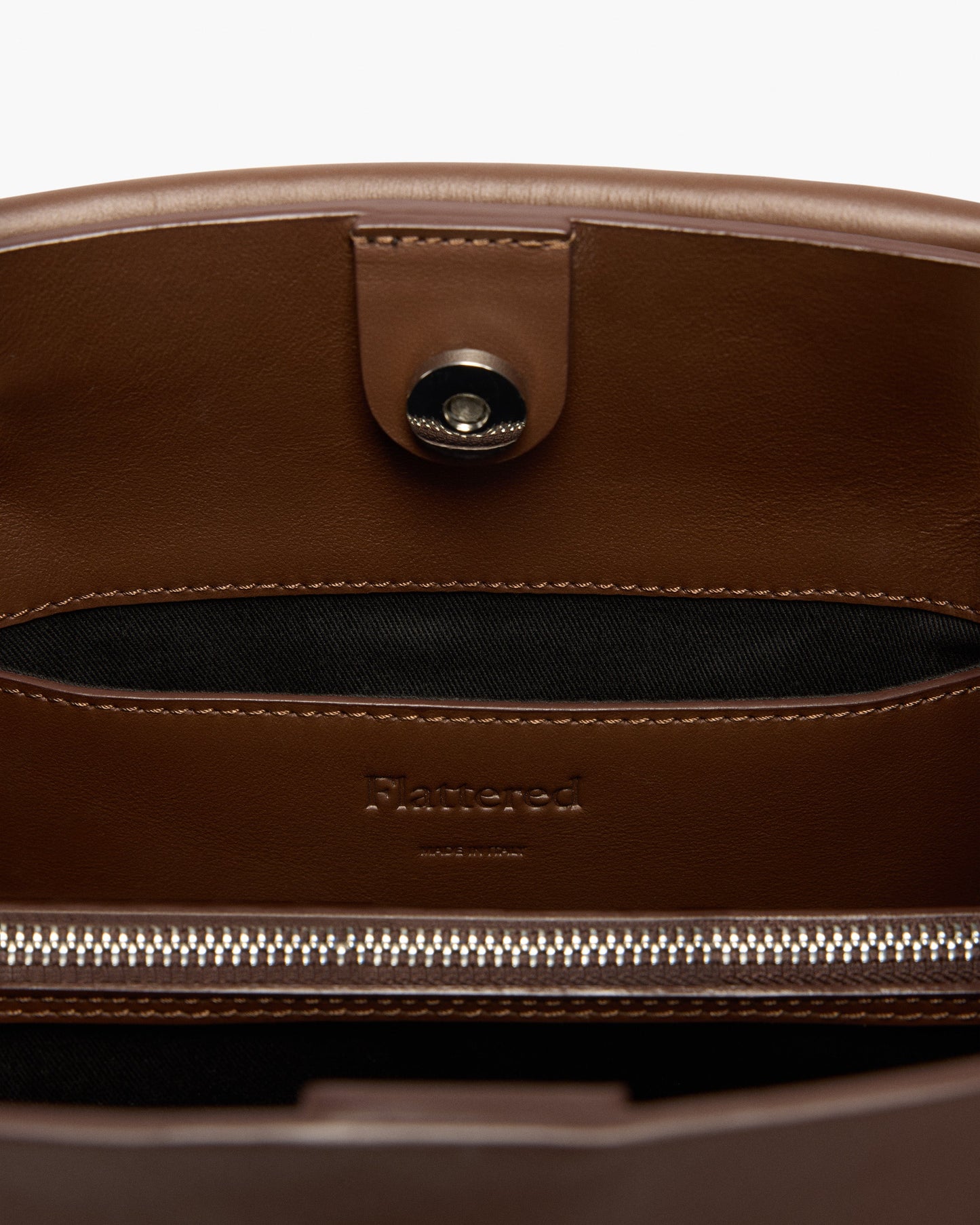 Hedda Grande Handbag Leather Chocolate
